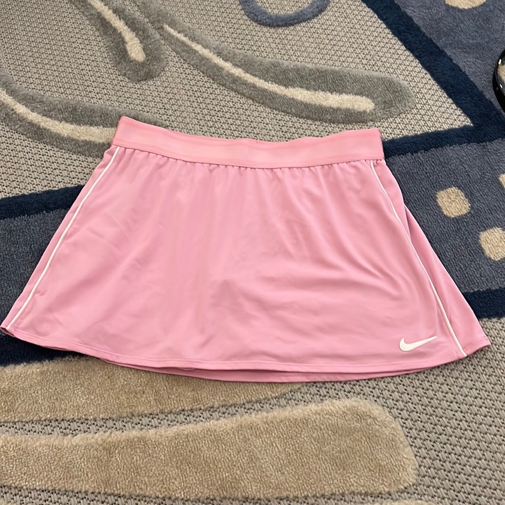 Nike court pink tennis skirt with white trim, m
